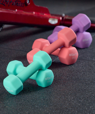Гантель неопреновая неразборная Starfit DB-201 1,5 кг