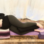 Подушка для релаксации Hugger Mugger Pranayama Pillow