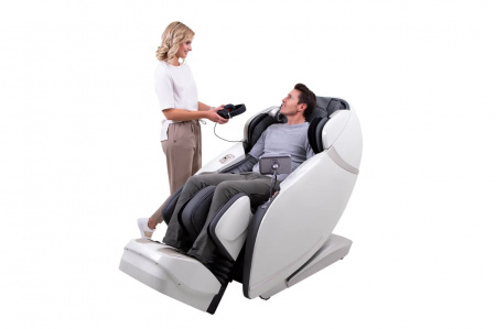 Массажное кресло премиум-класса Casada SkyLiner 2 Бело-серое