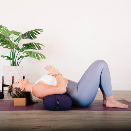 Блок для йоги Hugger Mugger Cork Yoga Block